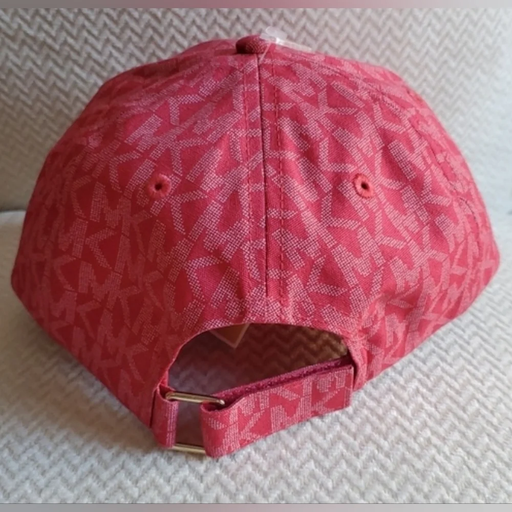 MICHEAL Micheal Kors Signature Logo Cap - Picture 6 of 10